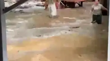 Hatay'da Sağanak: Dörtyol'da Caddeler ve Evler Su Altında Kaldı