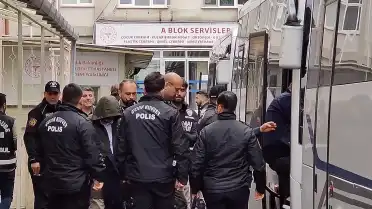 İBB İhalelerine Fesat Karıştırma Operasyonunda 60 Şüpheli Adliyeye Sevk Edildi