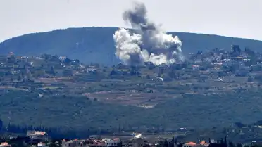 İsrail, Bayramda Lübnan'a Hava Saldırılarını Sürdürdü