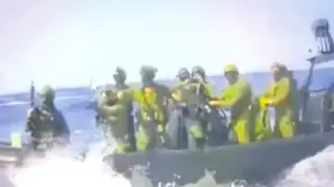 İsrail Deniz Unsurları, Gazze Ablukasını Kırmak İsteyen Filoya Ateş Açtı