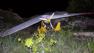 Kapadokya'da Motor Arızası Yapan Microlight Hava Aracı Zorunlu İniş Yaptı: 2 Yaralı
