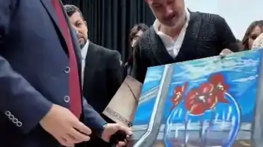Kartalkaya'daki Yangında Hayatını Kaybeden L.D.'nin Mezuniyet Belgesini Alan Babası Gözyaşlarına Boğuldu
