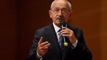 Kılıçdaroğlu'ndan Özgür Özel'in Grup Başkanlığı Görevi İçin TBMM'ye Başvuru