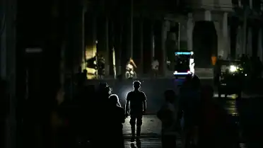 Küba'da Geniş Çaplı Elektrik Kesintisi Yaşanıyor