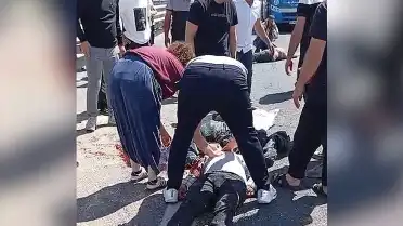 Kurbanlık Koyun Yüklü Kamyonet Devrildi: Sürücü Hayatını Kaybetti, Bir Kişi Yaralandı