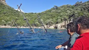 Marmaris'te Tur Teknesi Battı: 148 Kişi Kurtarıldı