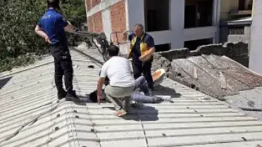 Mudanya'da İnşaat Vinci Devrildi: 2 İşçi Yaralandı