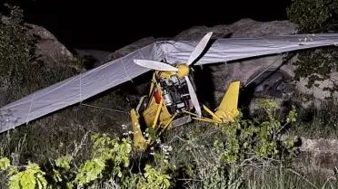 Nevşehir'de Motor Arızası Yapan Microlight Acil İniş Yaptı: 2 Yaralı