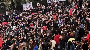 ODTÜ'de İlkay Akkaya Konserinde Olaylara İlişkin 6 Öğrenci Tutuklandı