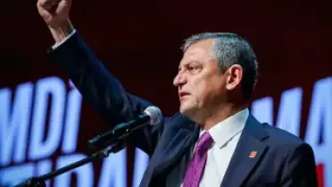 Özgür Özel'den 'Mutlak Butlan' Kararı Sonrası 'Baskın Seçim' Çıkışı: En Kısa Sürede Yapsınlar, Bekliyoruz