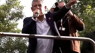 Özgür Özel'den TBMM Önünden Açıklama: Artık Yeter