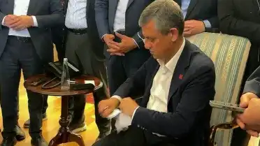 Özgür Özel'e Gönderilen Mutlak Butlan Tebligatı Yırtıldı