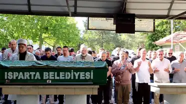Prof. Dr. İsmail Kır ve 3 kişi zincirleme kazada hayatını kaybetti
