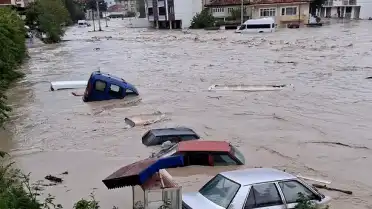 Sağanak ve Dolu Afeti: Birçok Şehirde Hayat Durdu