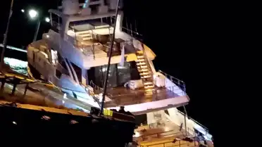 Sinop'ta Lüks Yat Yan Yattı: 6 Mürettebat Kurtarıldı