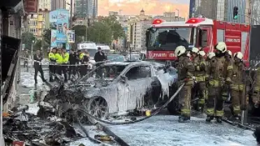 Şişli'de İş Yerine Giren Otomobil Yangın Çıkardı: 2 Yaralı
