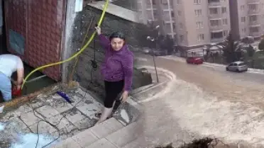 Tokat'ın Zile İlçesinde Şiddetli Sağanak Hayatı Felç Etti