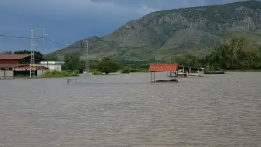 Tokat'ta Yeşilırmak Taşkını: Mezarlıklar ve Tarım Arazileri Sular Altında Kaldı