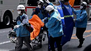 Tokyo'da Alışveriş Merkezinde Kimyasal Madde Paniği: 20 Yaralı