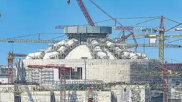 Akkuyu Nükleer Güç Santrali'nde İlk Yakıt Demetleri Yüklendi