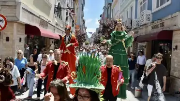 Altınordu Belediyesi 10. Ordu Uluslararası Çocuk ve Gençlik Tiyatroları Festivali'ni Başlattı