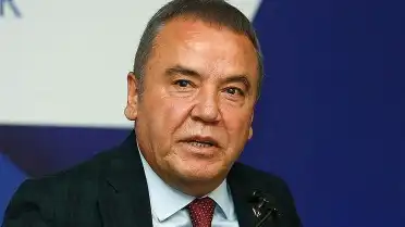 Antalya Büyükşehir Belediye Başkanı M.B.'den Çarpıcı İfadeler: 'Özel'in Talebiyle 950 Bin Euro Teslim Ettim'