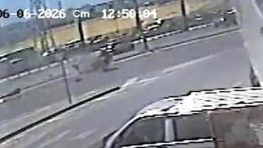 Avcılar'da D-100 Karayolu'nda otomobil takla attı: 2 yaralı