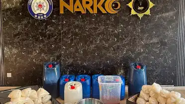 Beylikdüzü'nde Uyuşturucu Operasyonu: 2 Gözaltı, 248 Kg Madde Ele Geçirildi