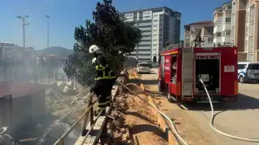 Bilecik'te Stadyum İnşaat Sahasında Yangın Meydana Geldi