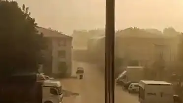 Bursa'nın İnegöl İlçesinde Şiddetli Sağanak ve Dolu Yağışı Hayatı Olumsuz Etkiledi