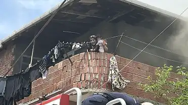 Darıca'da Boş Binada Yangın: Anne ve Kızı Dumandan Etkilendi