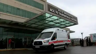Diyarbakır'da Traktör Kazası: 3 Yaşındaki Çocuk Hayatını Kaybetti