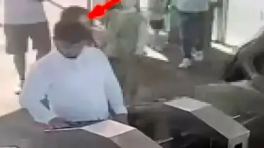 Esenyurt'ta Nişanlısının Yanında Öldürülen Gencin Vahşet Anı Kamerada