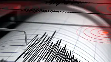 Filipinler'de 7,8 Büyüklüğünde Deprem: Tsunami Uyarısı Yapıldı