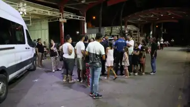 İzmir Konak'ta Evde Çıkan Kavga: 9 Bıçak Darbesiyle Ağır Yaralandı