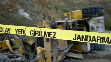 Kırıkkale'de İş Makinesi Uçurumdan Düştü: Operatör Ağır Yaralı