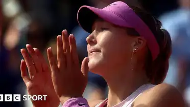 Mirra Andreeva, Maja Chwalinska'yı Yenerek Kariyerinin İlk Grand Slam Şampiyonluğunu Kazandı