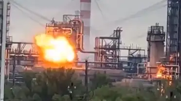 Moskova Belediye Başkanı Sergey Sobyanin: Moskova Petrol Rafinerisi İHA saldırısına uğradı