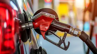Motorine 1,23 TL İndirim Yapıldı: Küresel Gelişmeler Akaryakıt Fiyatlarını Etkiledi