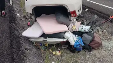 Nevşehir'de Otomobilin Refüje Devrilmesi Sonucu 4 Kişi Yaralandı
