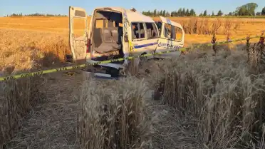 Silivri'de Minibüs Tarlaya Devrildi: 2 Ölü, 10 Yaralı