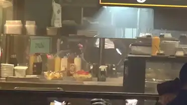 Silivri'de Restoran Yangını: 5 Çalışan Dumandan Etkilendi