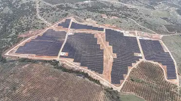 Şişecam ve İş Enerji'den Manisa'da 20 MW Güneş Enerjisi Santrali