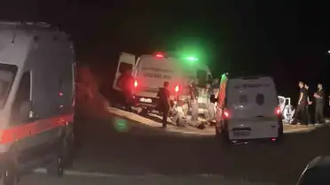 Adana'da Silahlı Saldırı: 1 Kadın ve 2 Erkek Hayatını Kaybetti