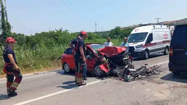 Balıkesir Erdek'te Zincirleme Trafik Kazası: 1 Ölü, 2 Yaralı