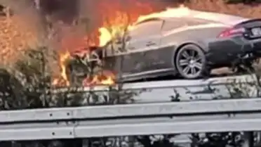 Bursa Çevre Yolunda Seyir Halindeki Otomobil Alev Aldı