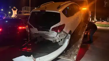 Çorum'da Trafik Kazası: 2'si Polis 4 Yaralı