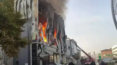 Dilovası'ndaki Fabrika Yangını Soruşturmasında İki Kamu Görevlisi Tahliye Edildi