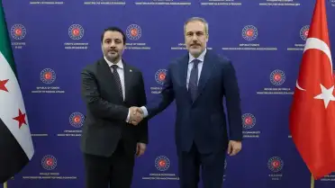 Dışişleri Bakanı Hakan Fidan, Suriye Dışişleri Bakanı Esad Hasan ile bir görüşme gerçekleştirdi