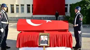 Eskişehir'de Şehit Olan Uzman Jandarma Çavuş Mehmet Demirbaş İçin Tören Düzenlendi